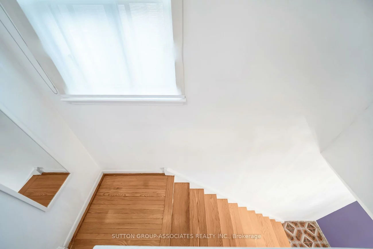 139, Giltspur, Glenfield-Jane Heights, Toronto