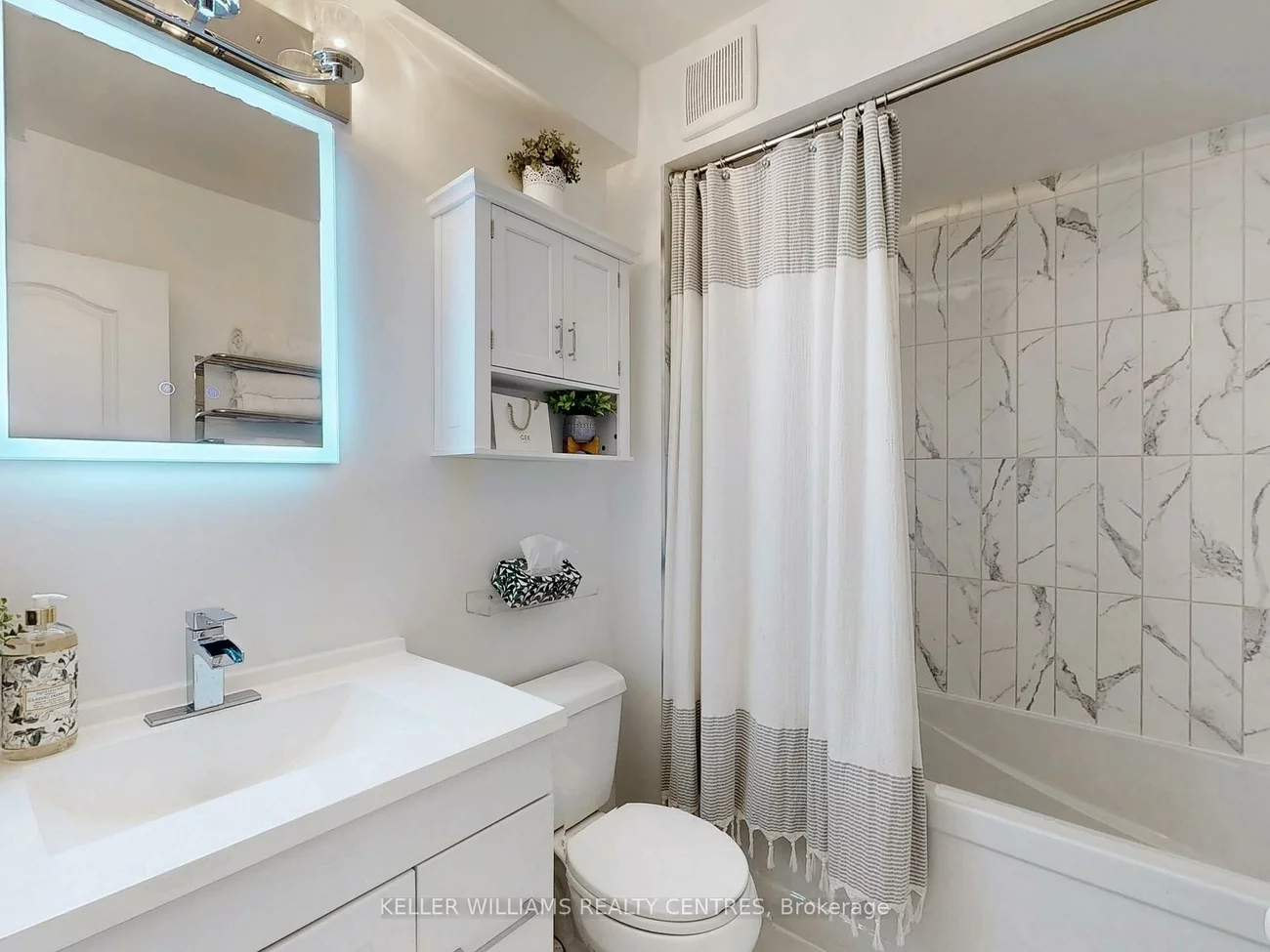 257, Blackthorn, Weston-Pellam Park, Toronto