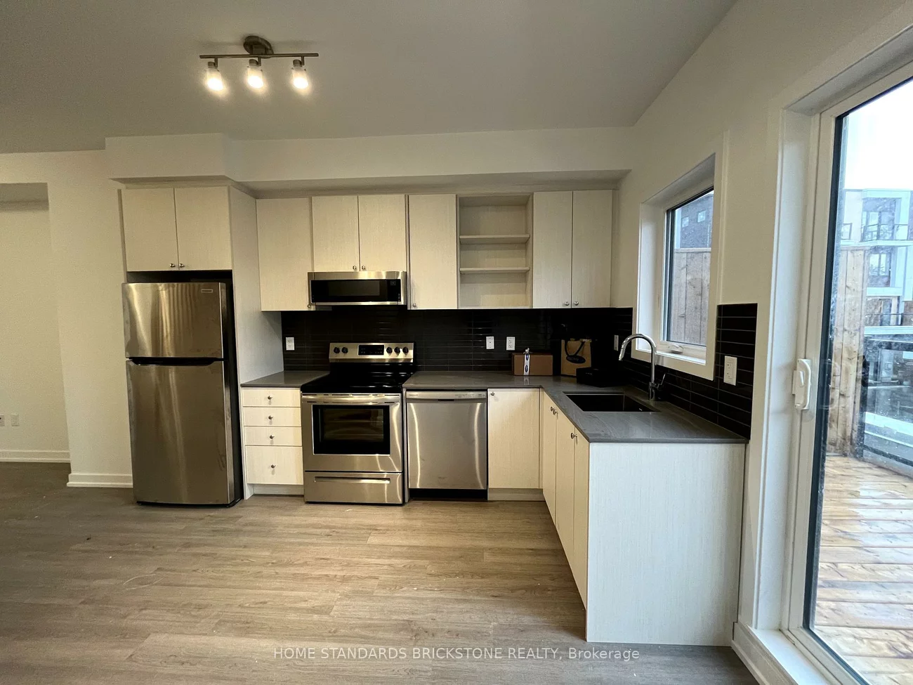 183, Downsview Park, Downsview-Roding-CFB, Toronto
