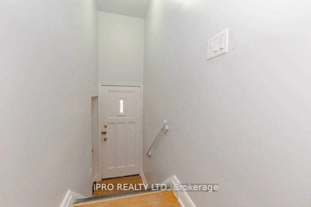 1205, Kipling, Princess-Rosethorn, Toronto