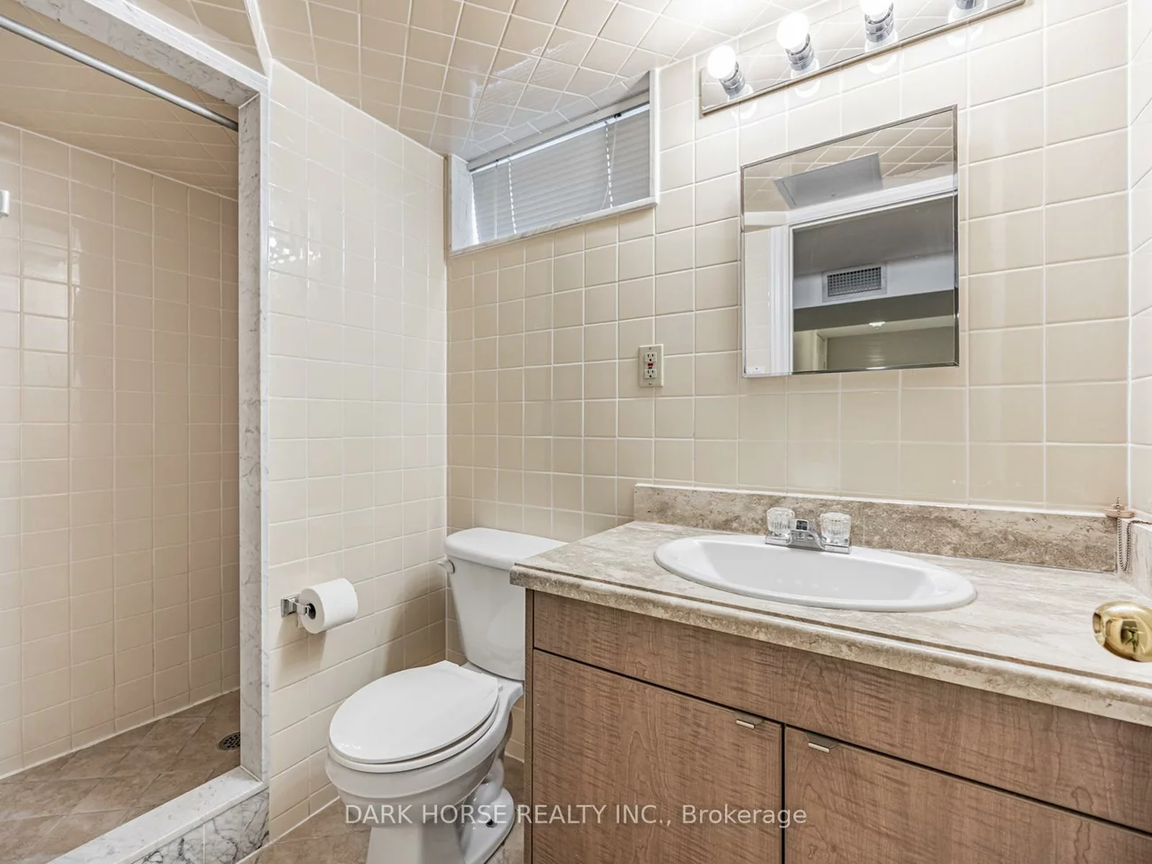 69, Tavistock, Downsview-Roding-CFB, Toronto