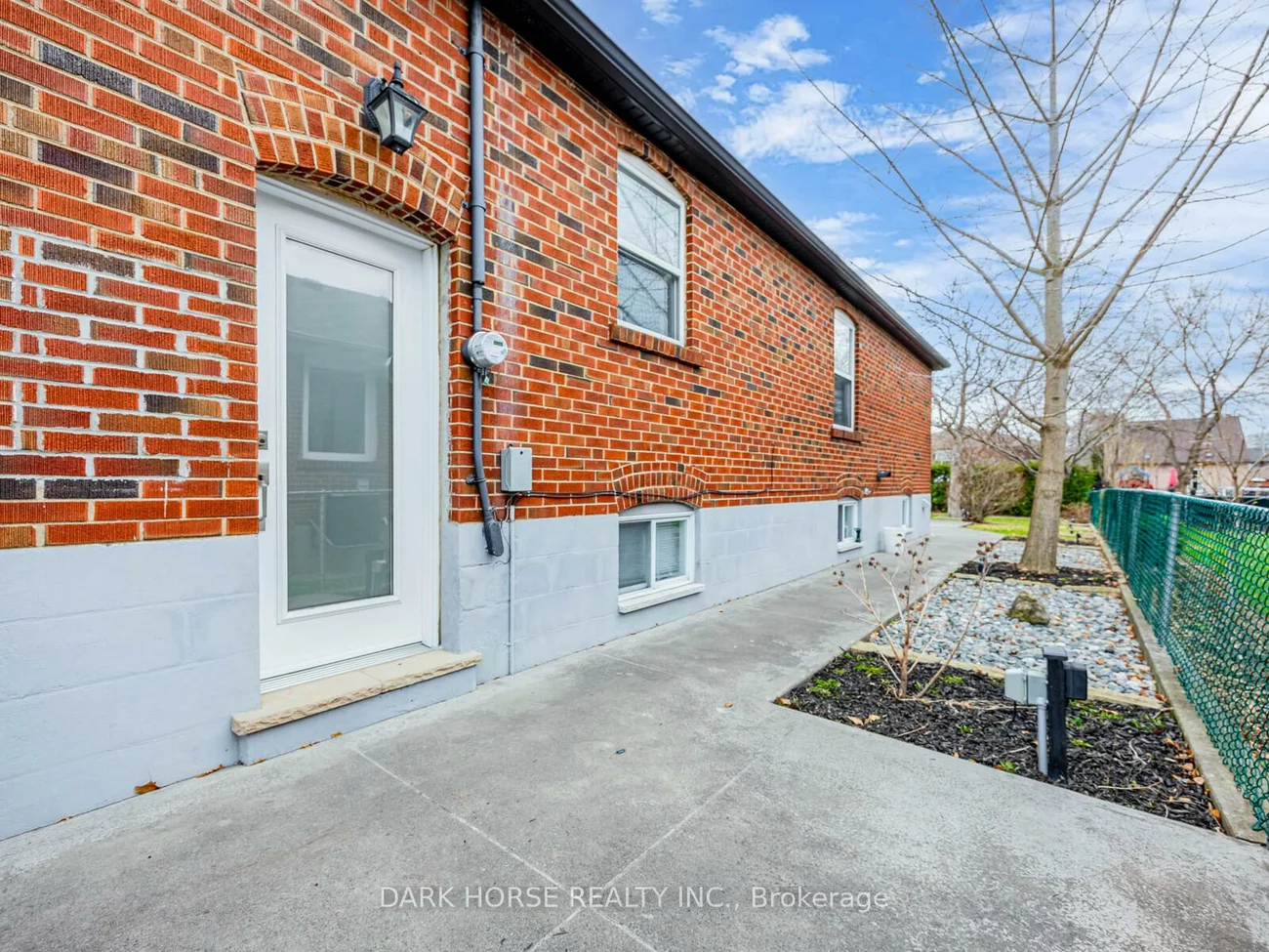 69, Tavistock, Downsview-Roding-CFB, Toronto