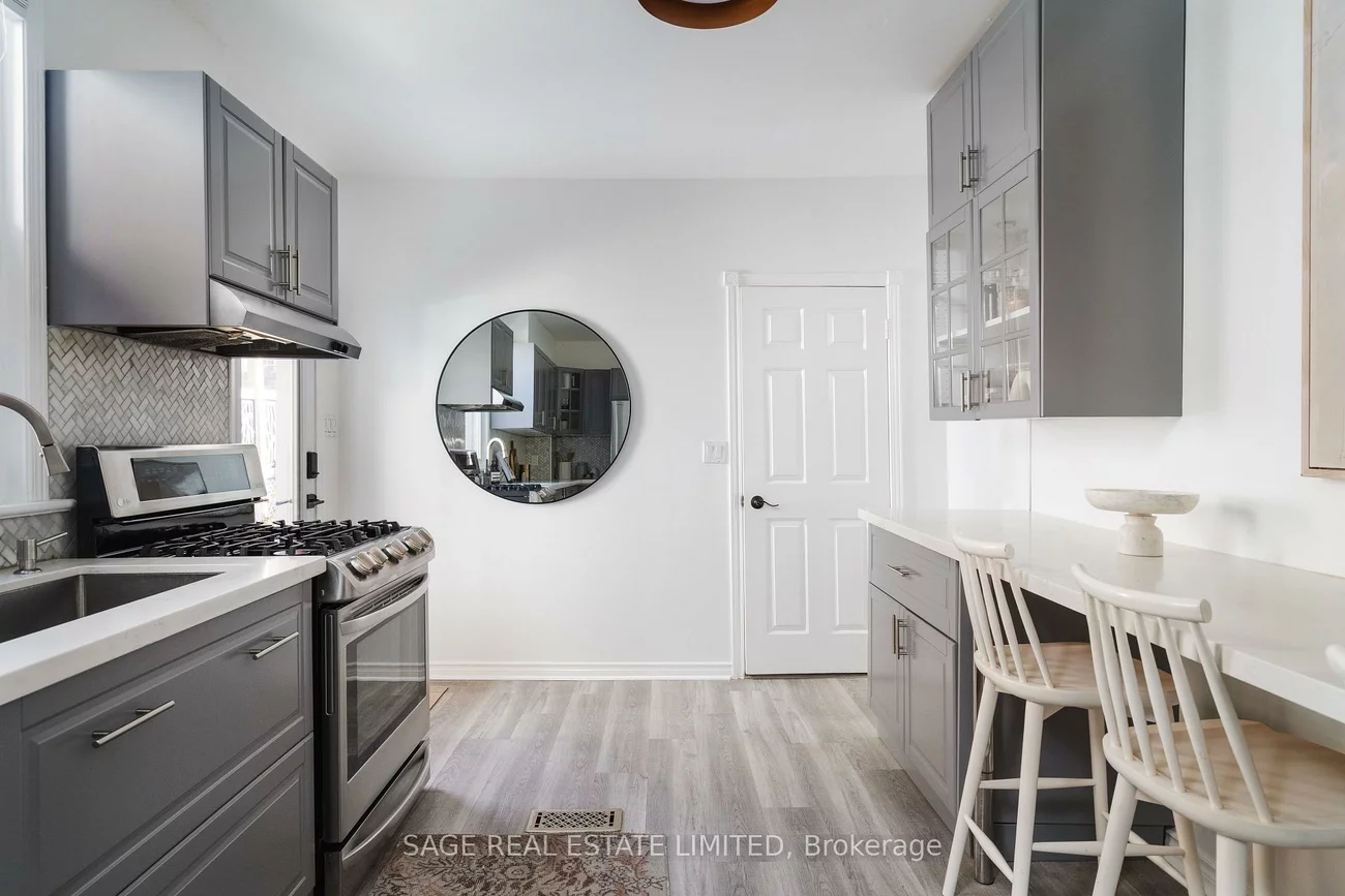 49, Osler, Dovercourt-Wallace Emerson-Junction, Toronto