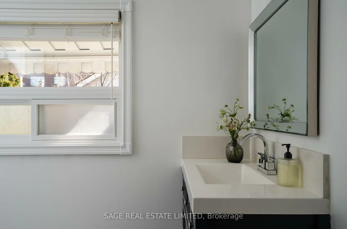 49, Osler, Dovercourt-Wallace Emerson-Junction, Toronto