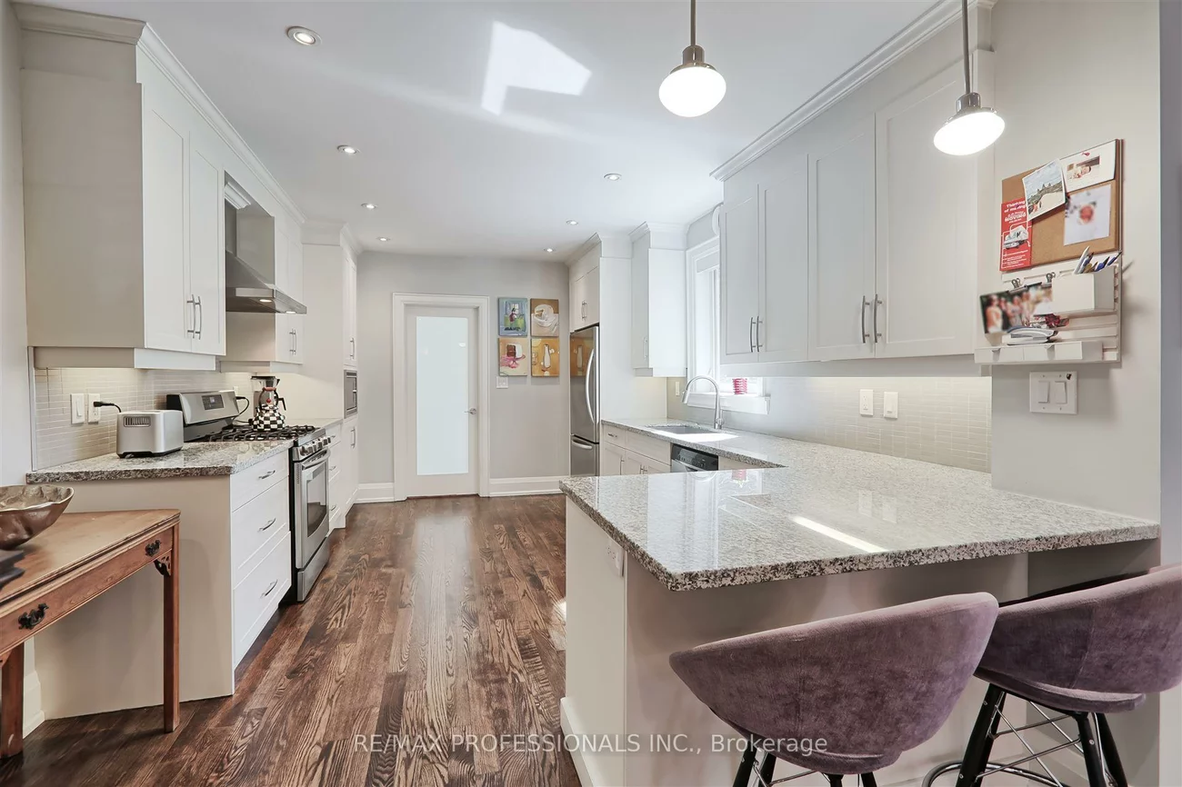313, Pacific, Junction Area, Toronto