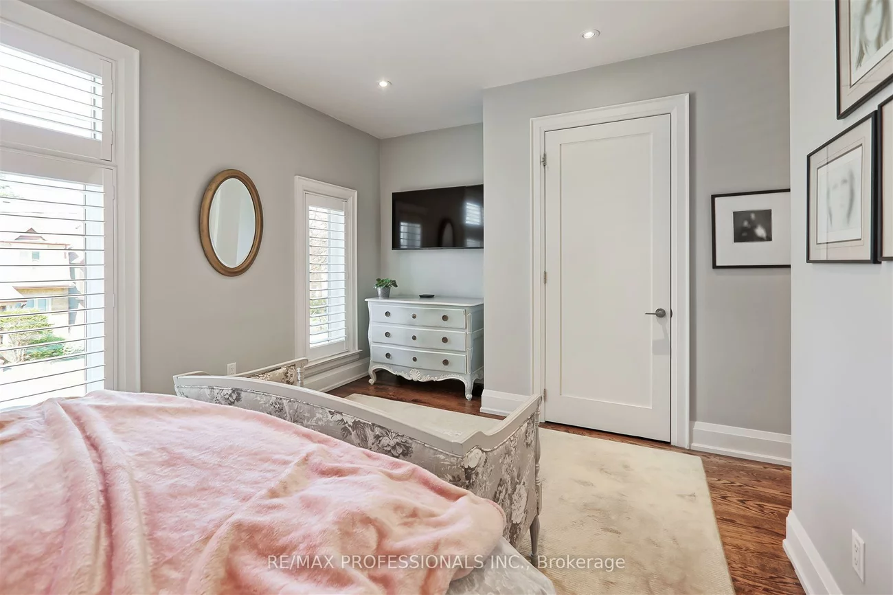 313, Pacific, Junction Area, Toronto