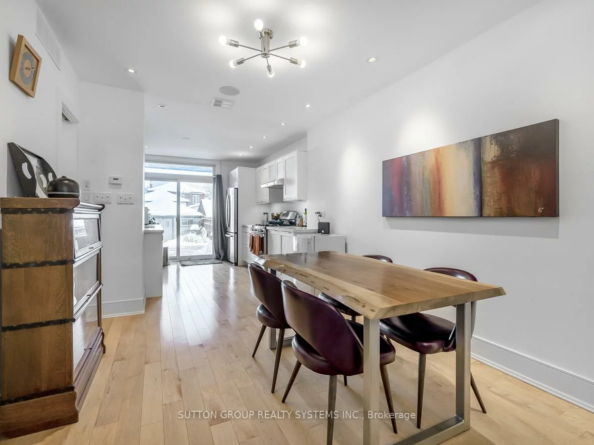 217, Earlscourt, Corso Italia-Davenport, Toronto