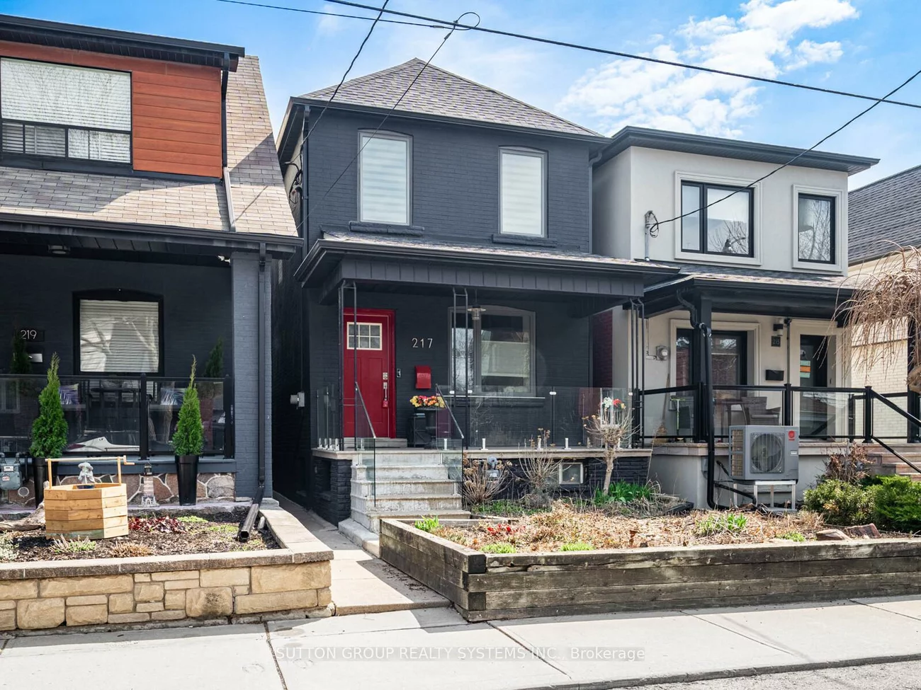 217, Earlscourt, Corso Italia-Davenport, Toronto