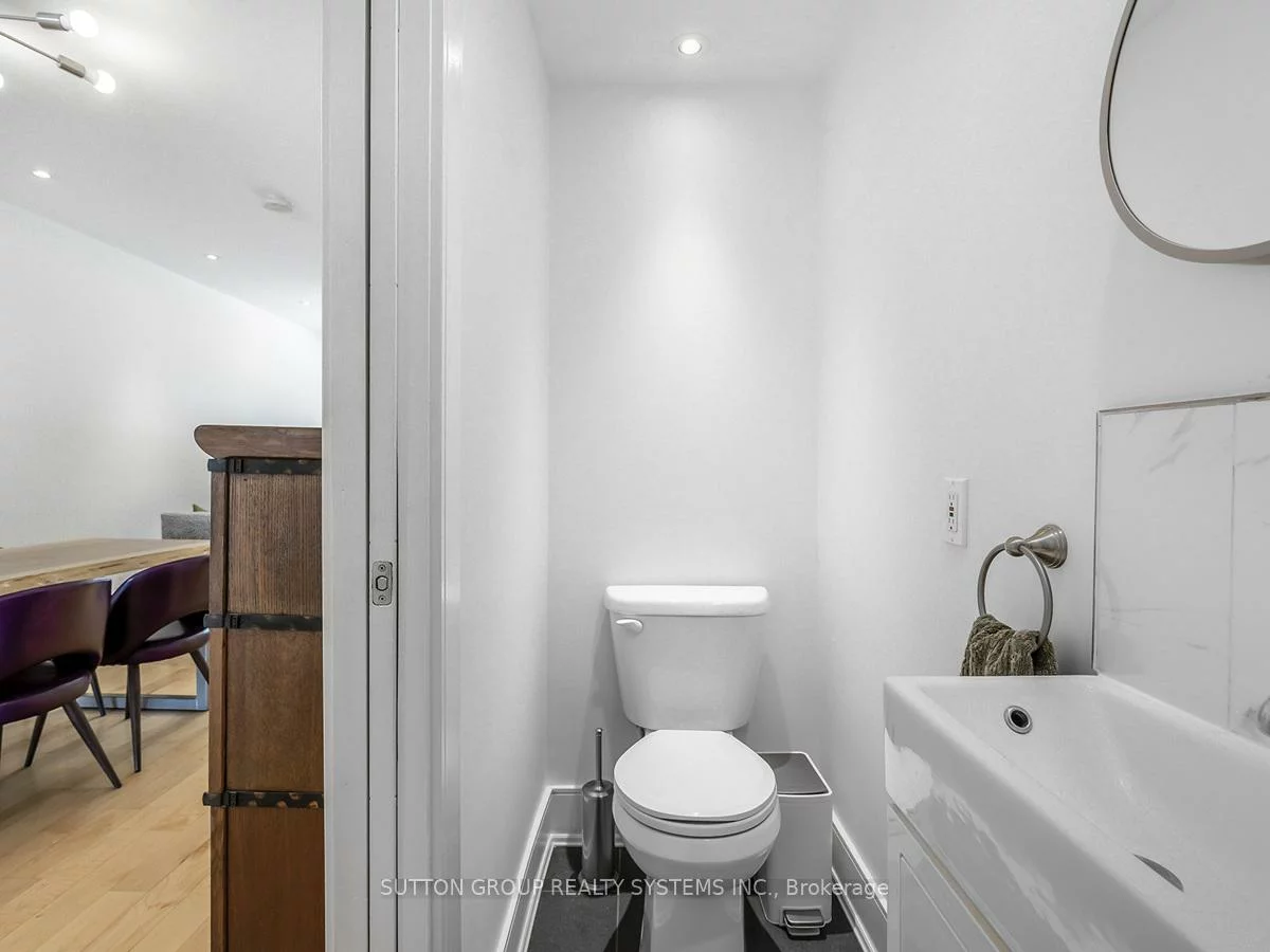 217, Earlscourt, Corso Italia-Davenport, Toronto