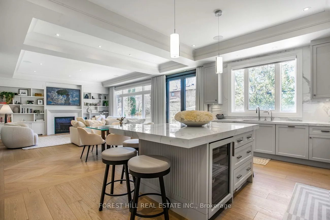 84, Botfield, Islington-City Centre West, Toronto