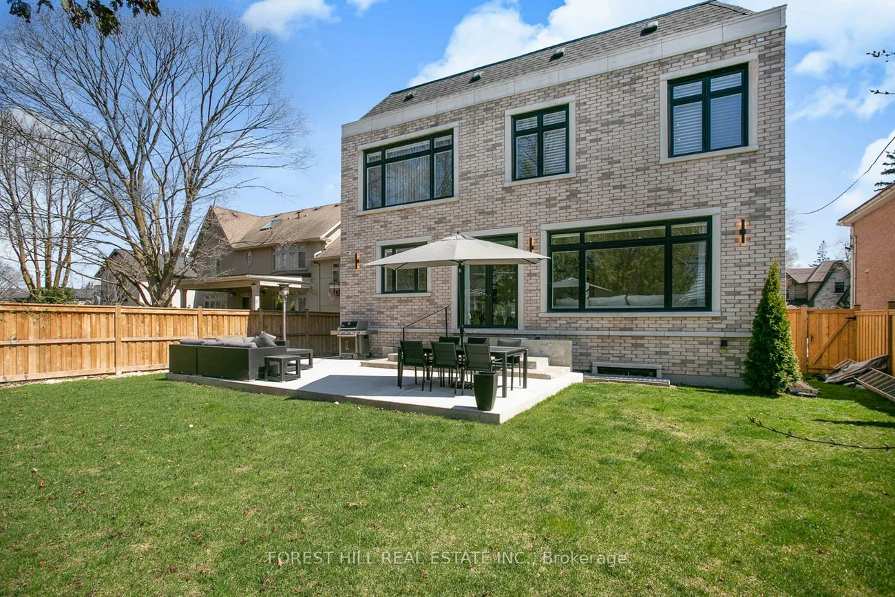 84, Botfield, Islington-City Centre West, Toronto