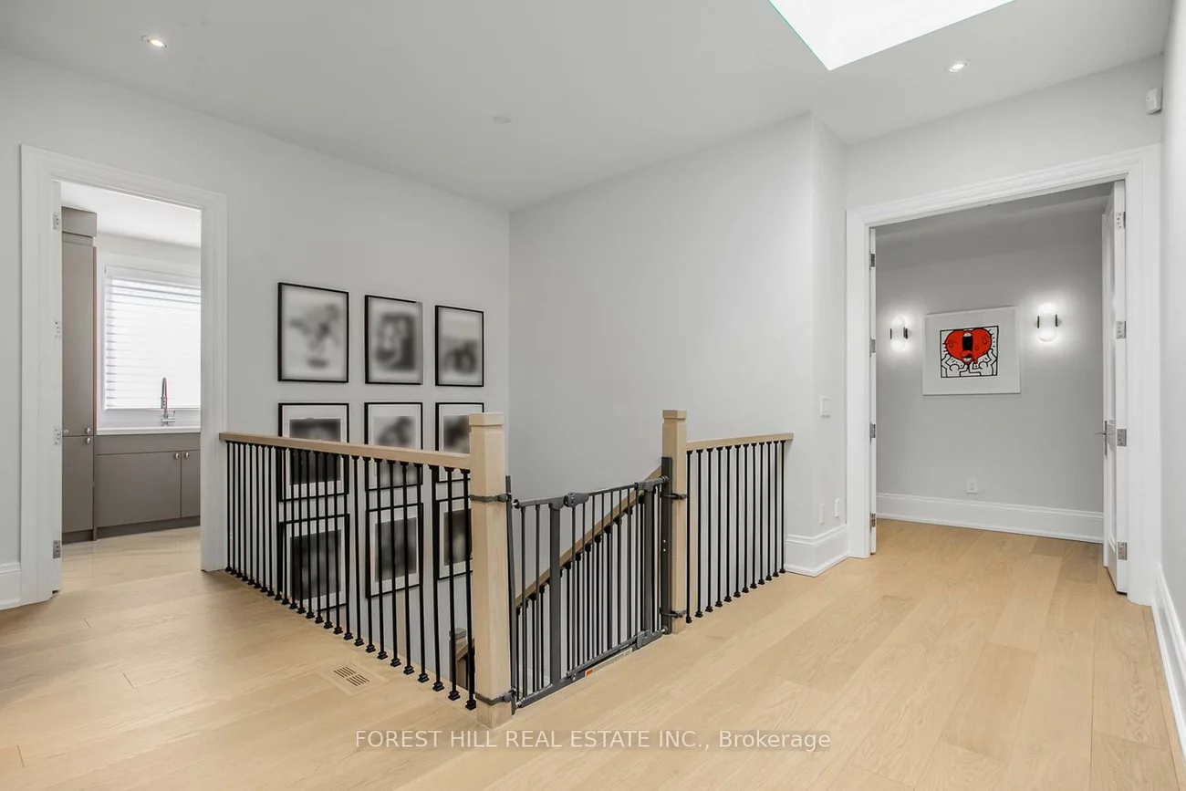 84, Botfield, Islington-City Centre West, Toronto