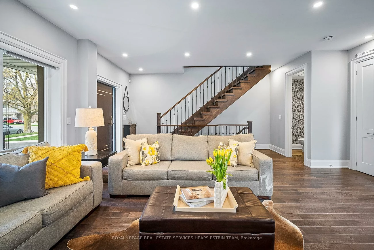 7, Forest Path, Thistletown-Beaumonde Heights, Toronto