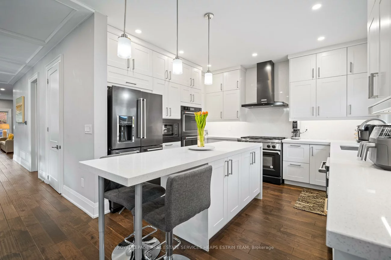 7, Forest Path, Thistletown-Beaumonde Heights, Toronto