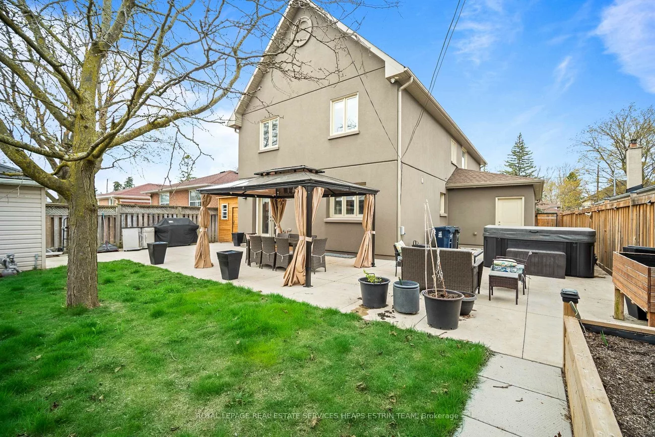 7, Forest Path, Thistletown-Beaumonde Heights, Toronto