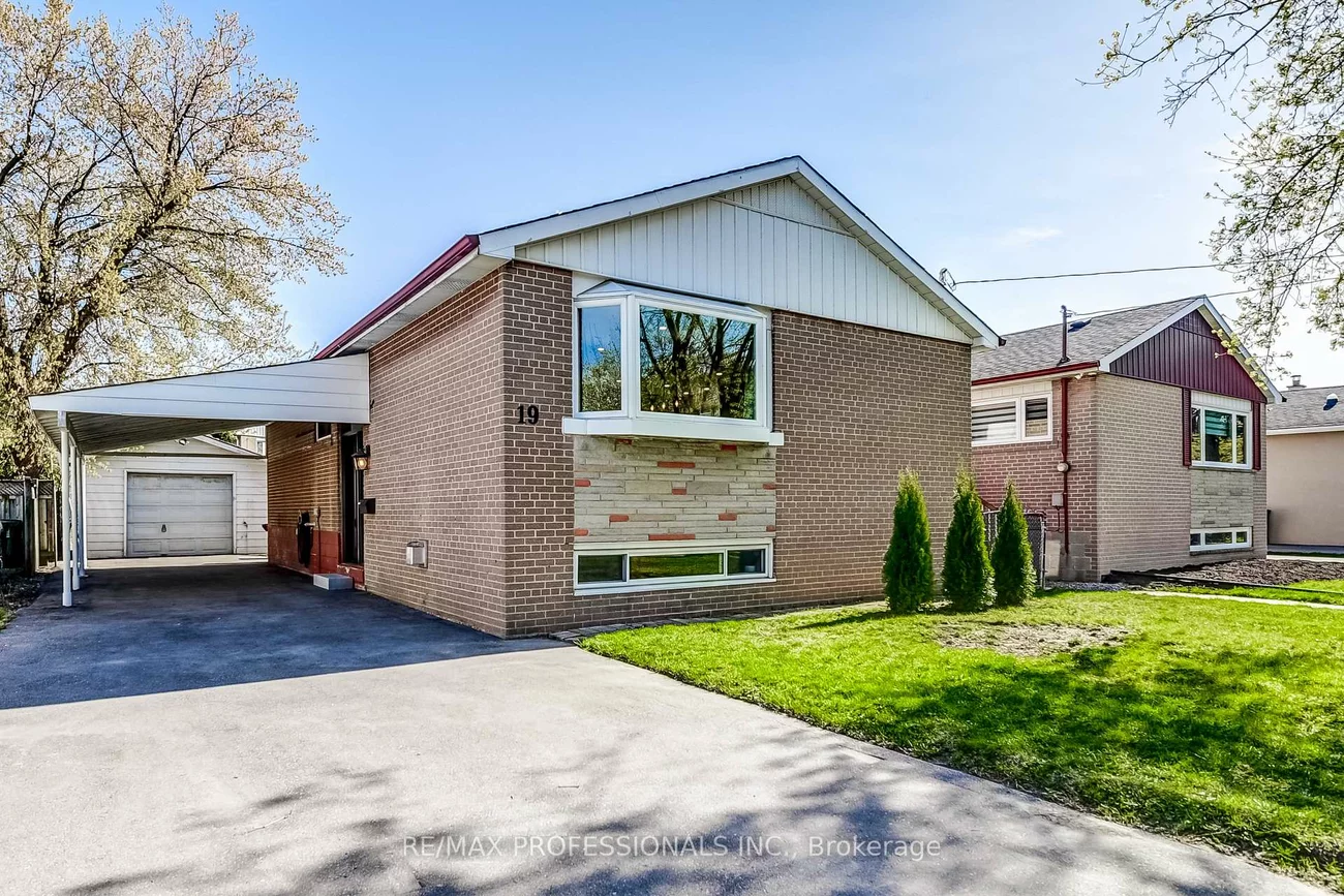 19, Wellesworth, Eringate-Centennial-West Deane, Toronto