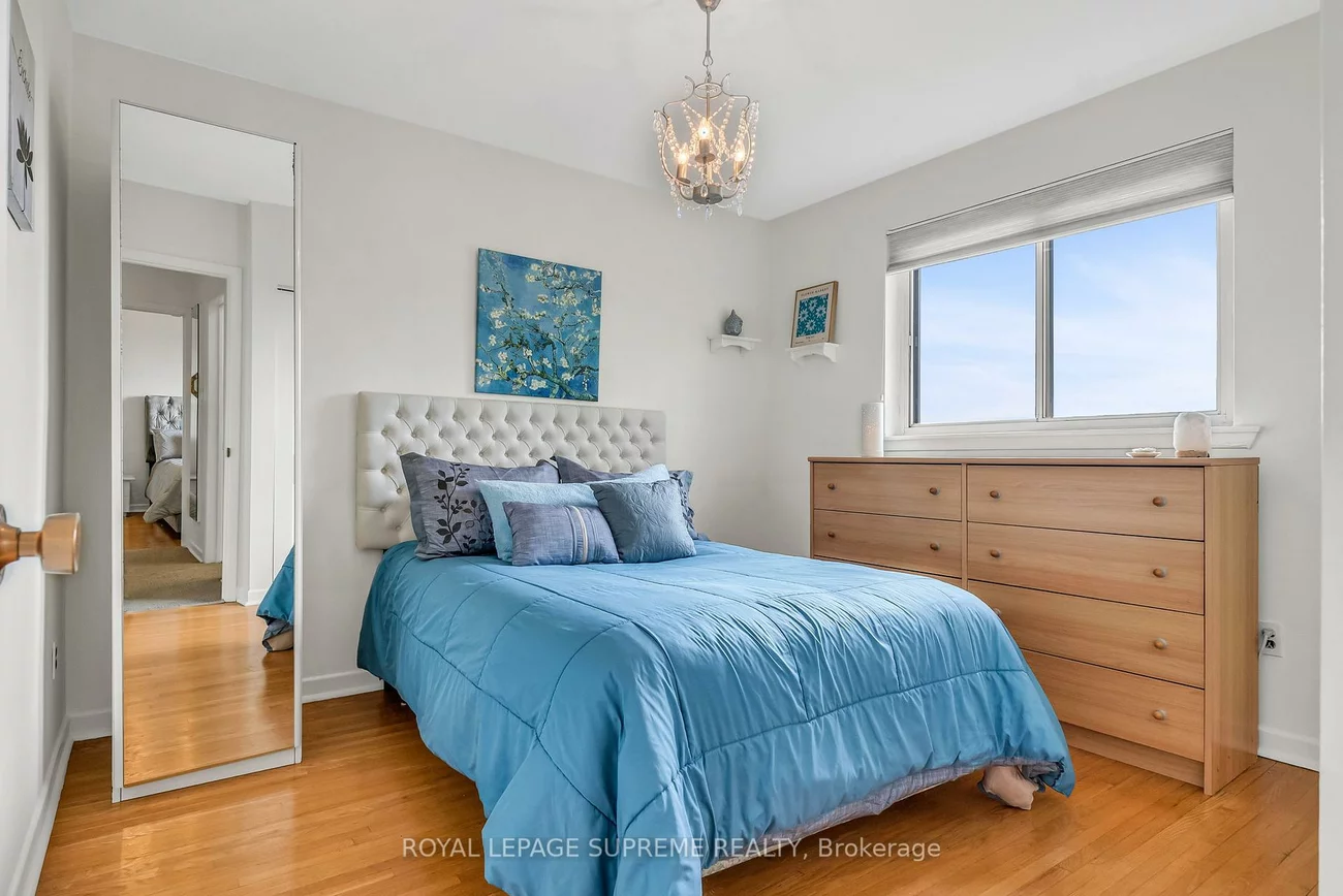 58, Derrydown, York University Heights, Toronto