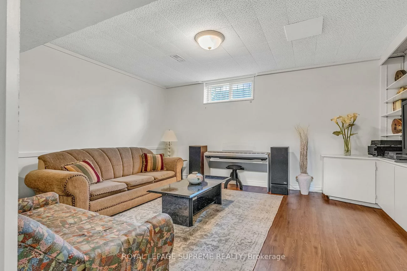 58, Derrydown, York University Heights, Toronto