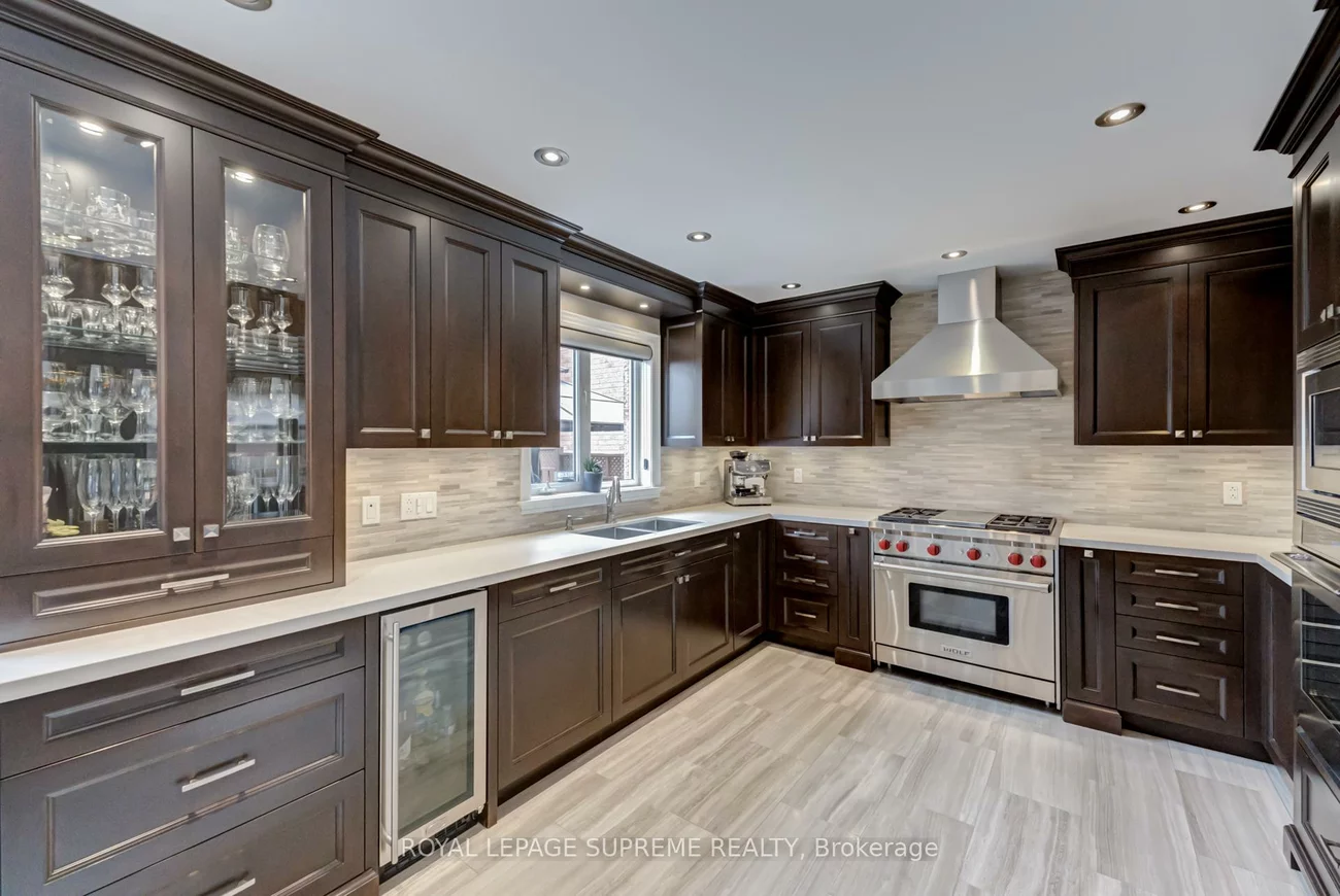 34, Purdy, Humberlea-Pelmo Park W4, Toronto