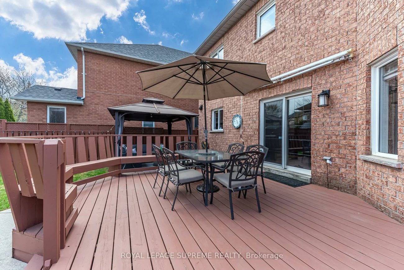 34, Purdy, Humberlea-Pelmo Park W4, Toronto