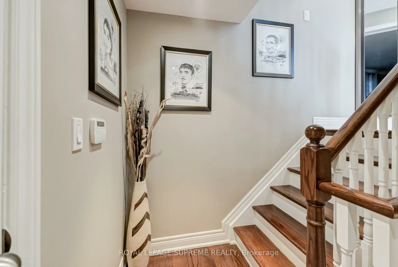 34, Purdy, Humberlea-Pelmo Park W4, Toronto
