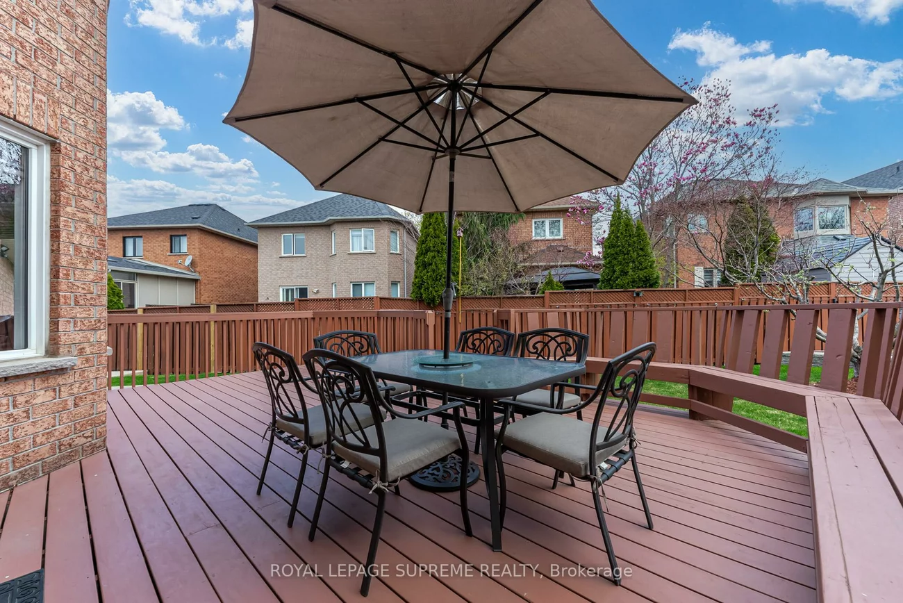 34, Purdy, Humberlea-Pelmo Park W4, Toronto