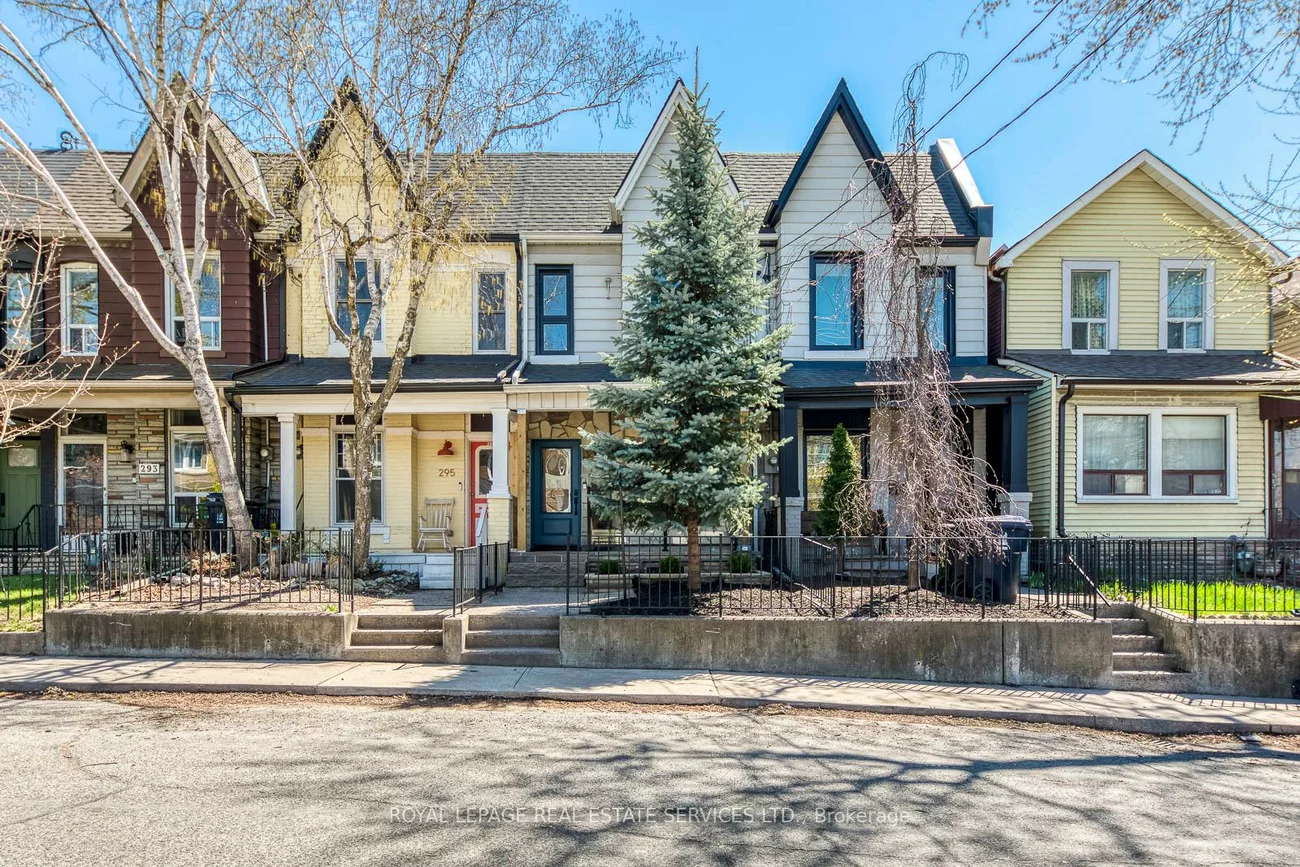 297, Maria, Junction Area, Toronto