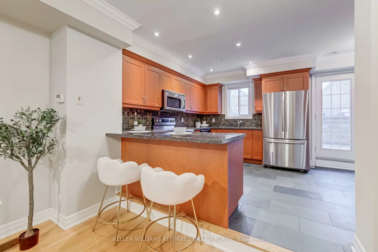 339, Royal York, Mimico, Toronto
