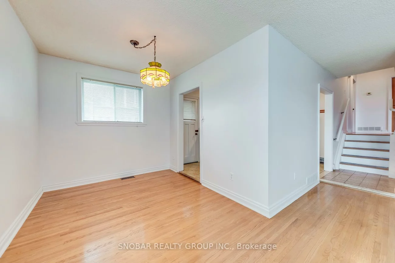 45, Taysham, Thistletown-Beaumonde Heights, Toronto