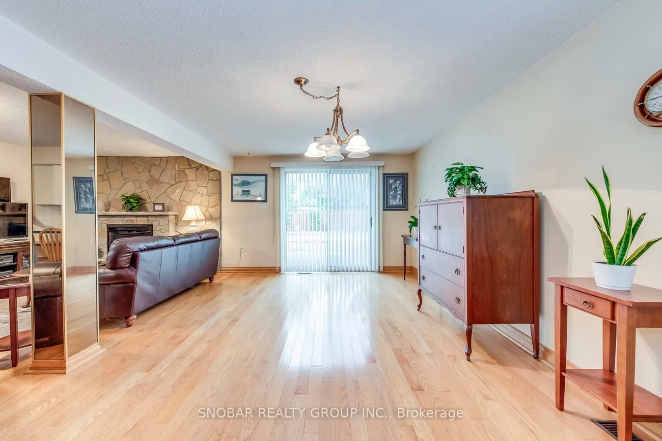 45, Taysham, Thistletown-Beaumonde Heights, Toronto