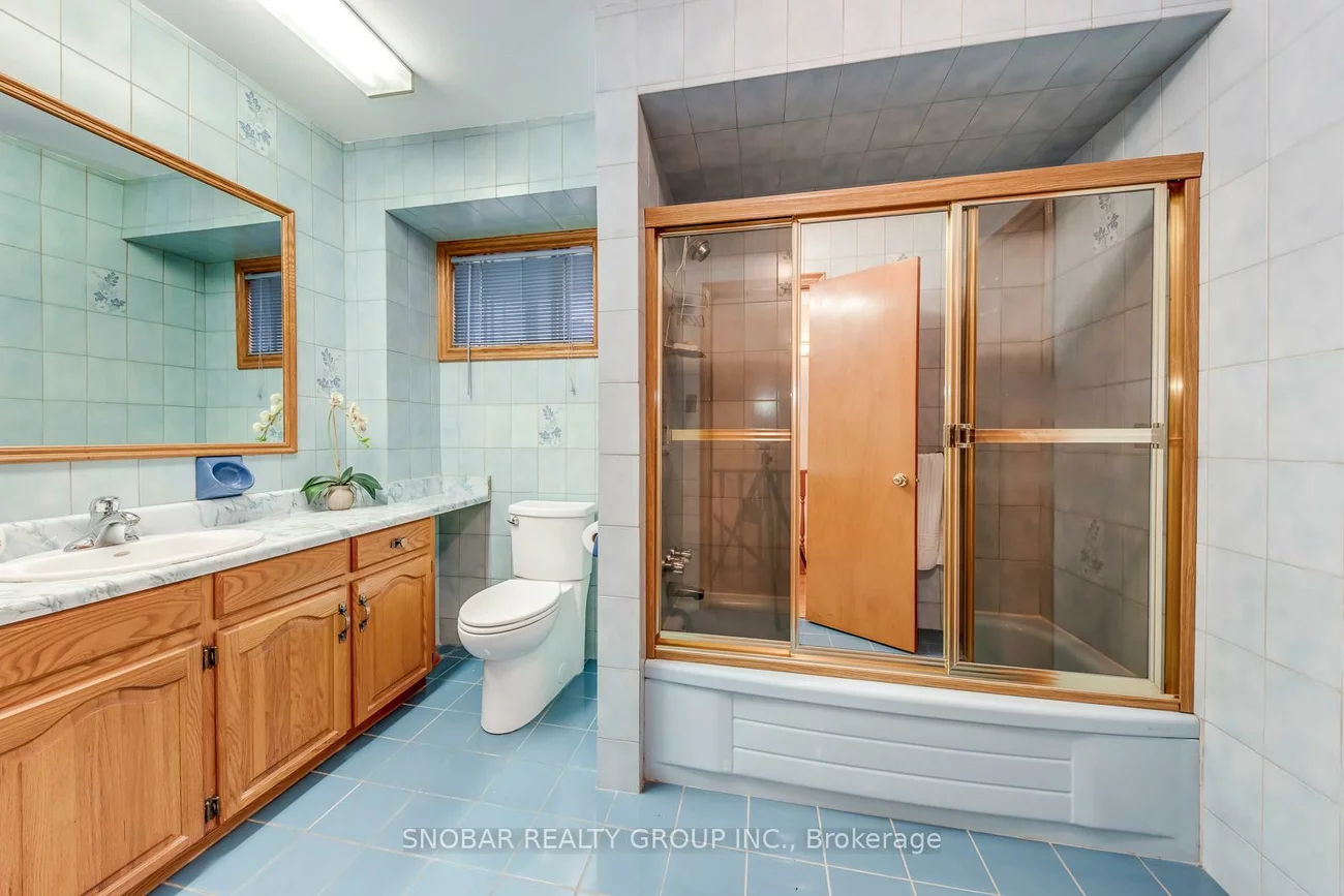 45, Taysham, Thistletown-Beaumonde Heights, Toronto
