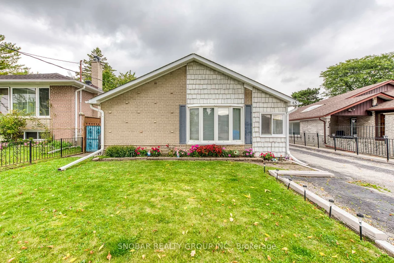 45, Taysham, Thistletown-Beaumonde Heights, Toronto