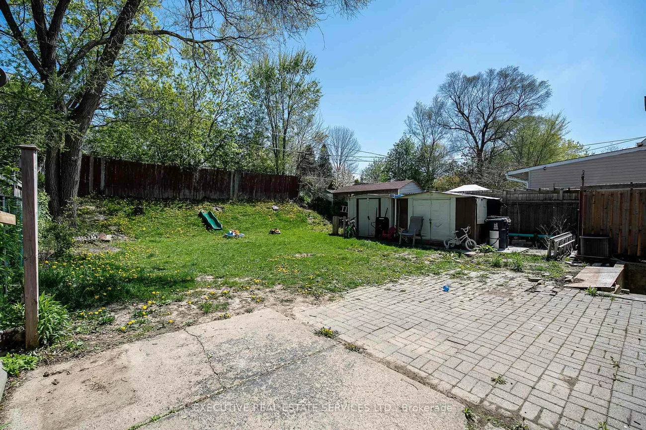 49, Trethewey, Beechborough-Greenbrook, Toronto