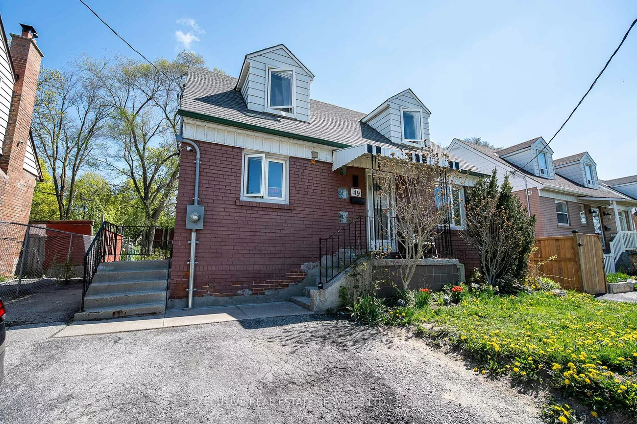 49, Trethewey, Beechborough-Greenbrook, Toronto