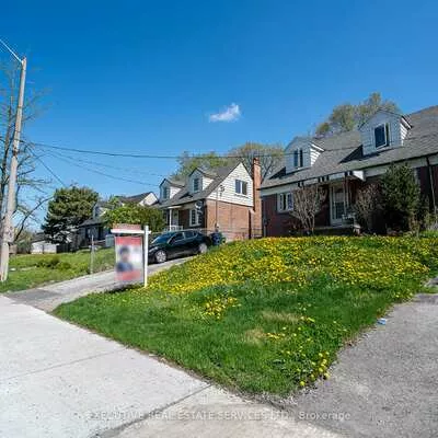49, Trethewey, Beechborough-Greenbrook, Toronto