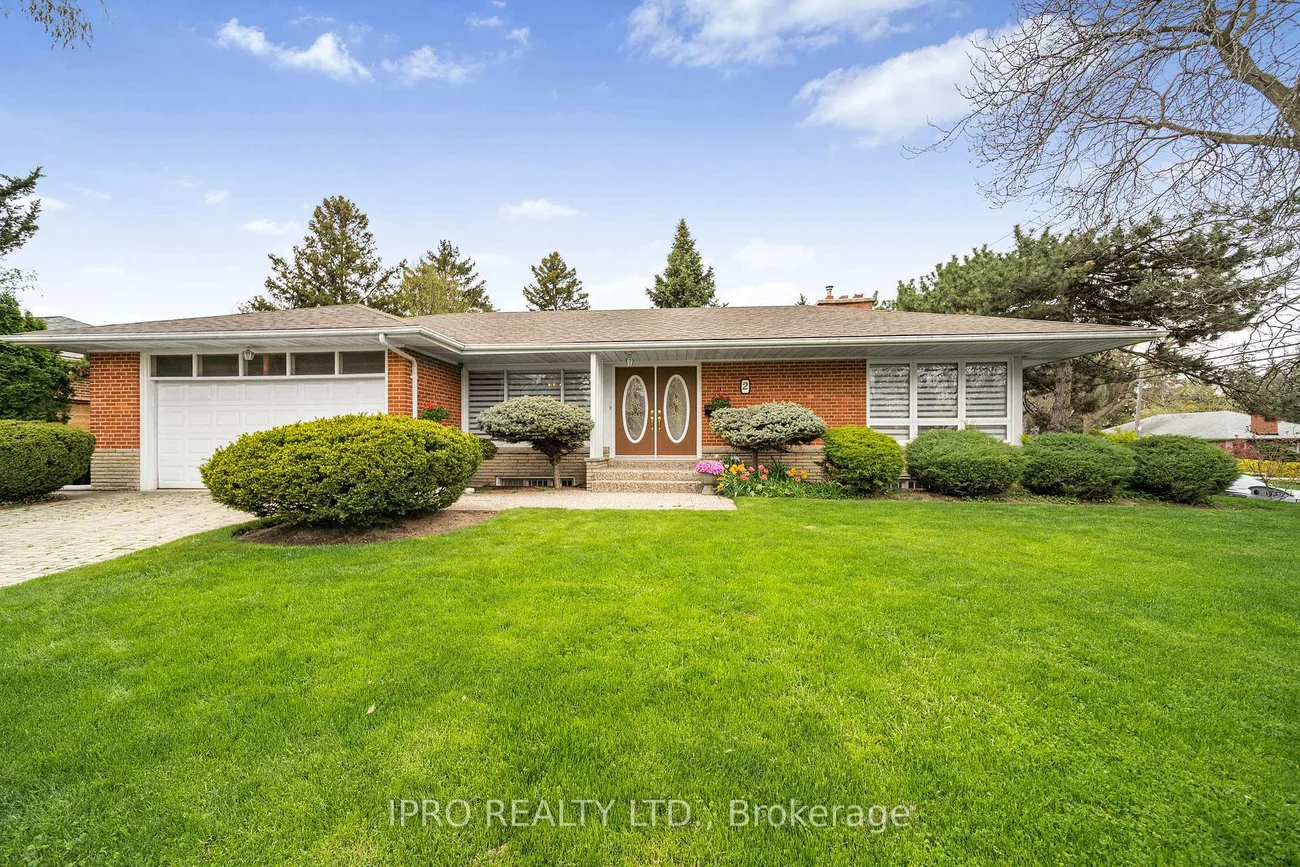 2, Aylesbury, Princess-Rosethorn, Toronto