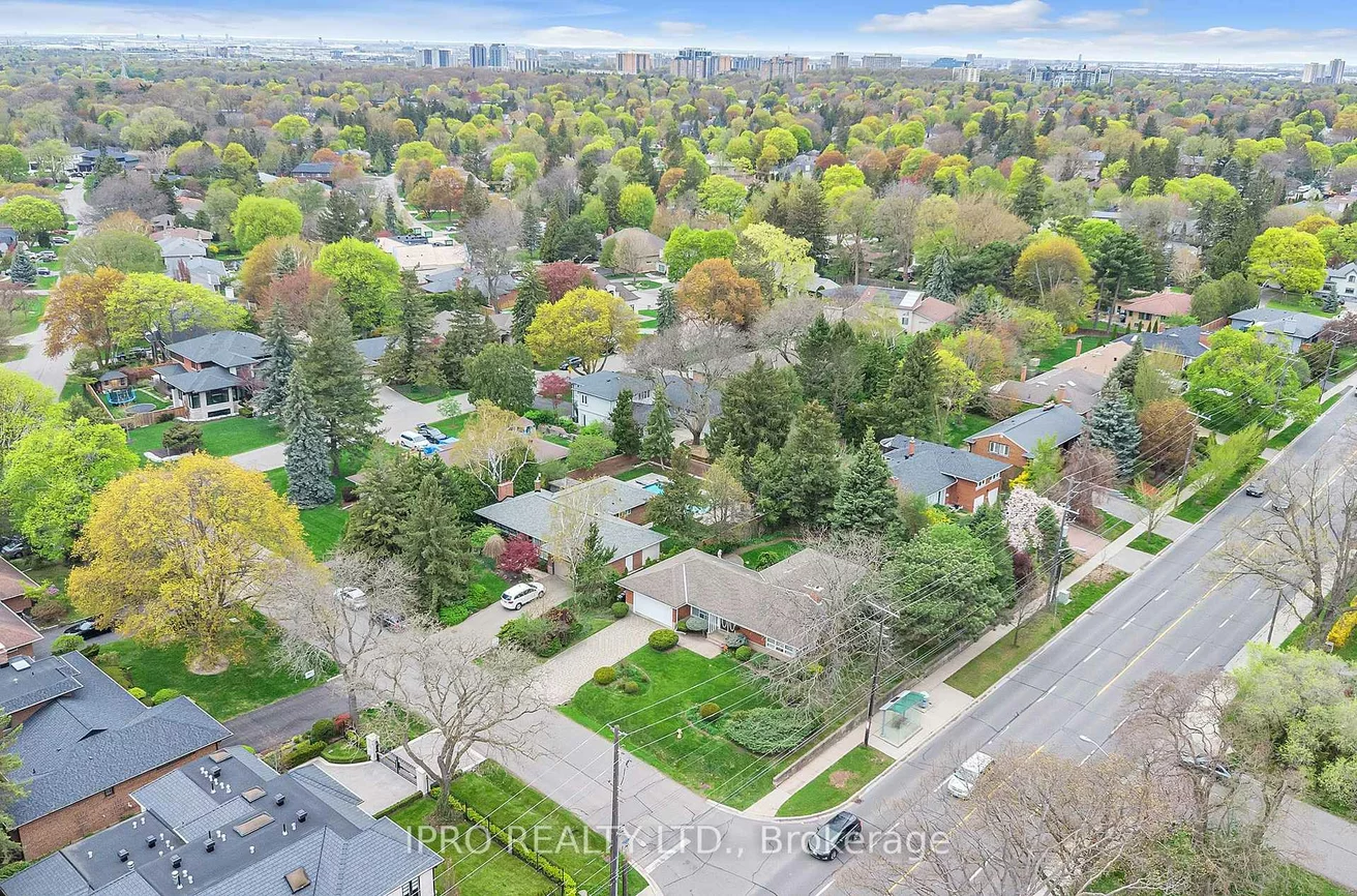 2, Aylesbury, Princess-Rosethorn, Toronto
