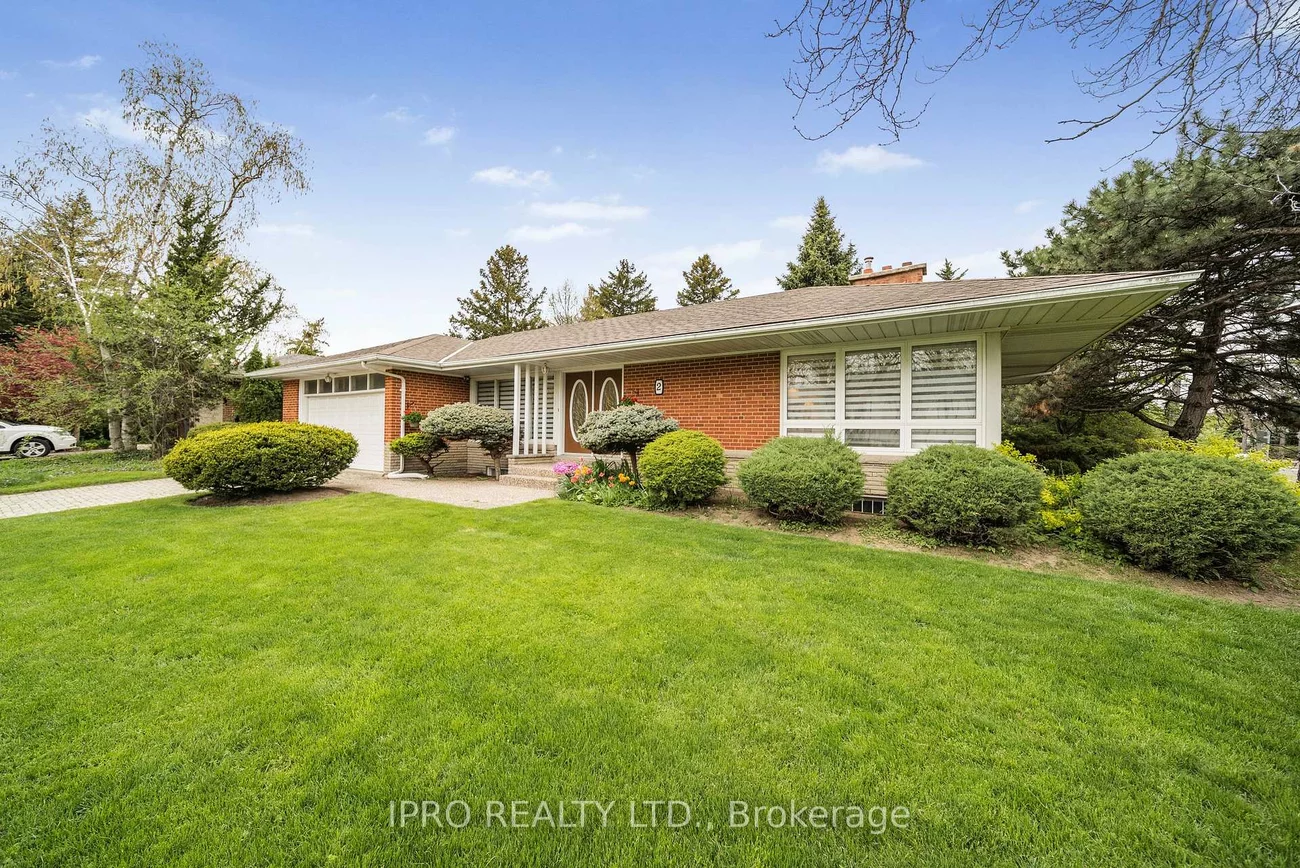 2, Aylesbury, Princess-Rosethorn, Toronto