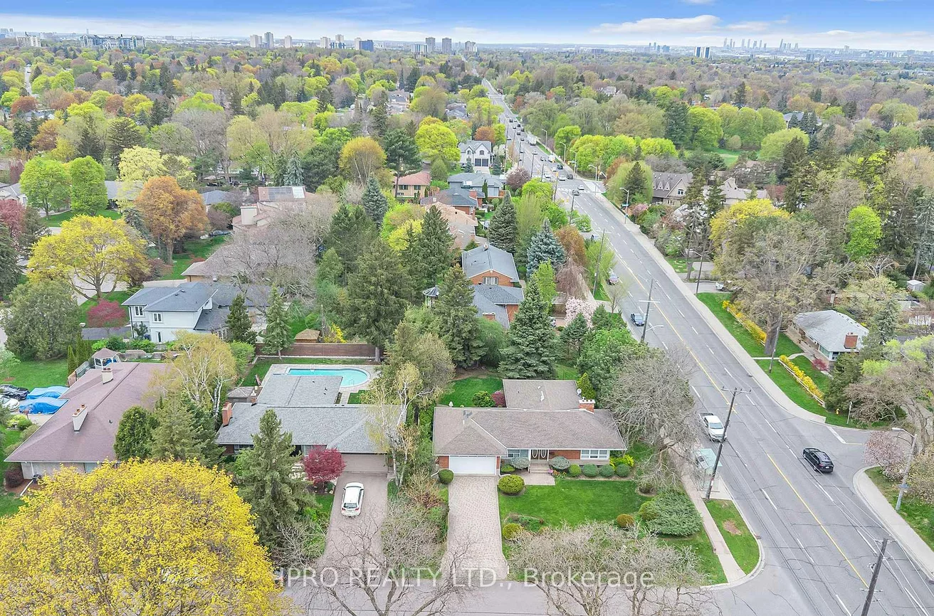 2, Aylesbury, Princess-Rosethorn, Toronto