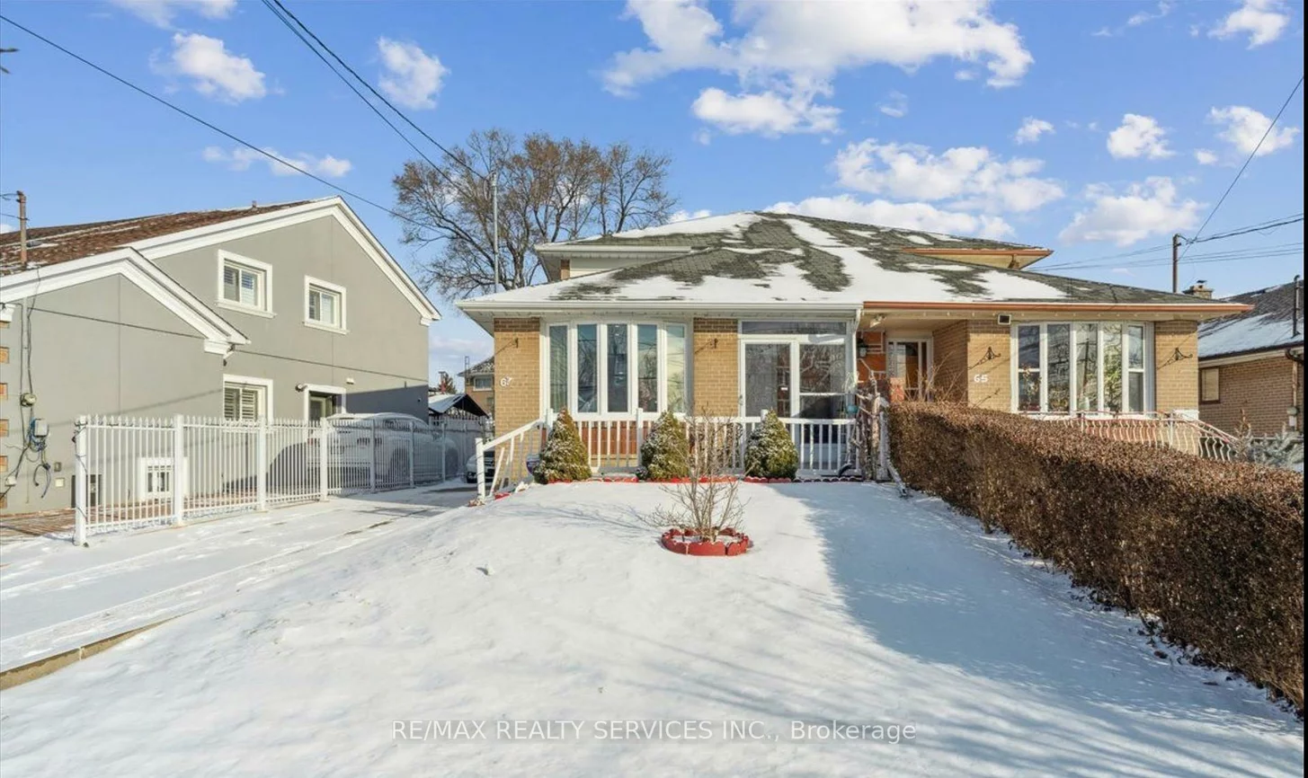 67, Northover, Glenfield-Jane Heights, Toronto