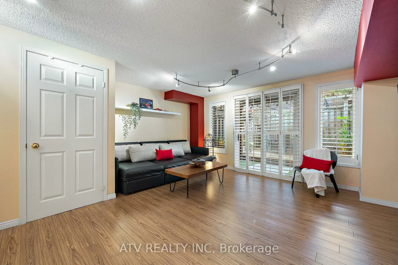 6, Bluewater, Mimico, Toronto