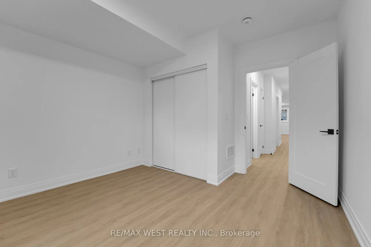 519, St Johns, Runnymede-Bloor West Village, Toronto