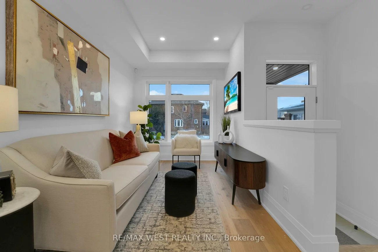 519, St Johns, Runnymede-Bloor West Village, Toronto