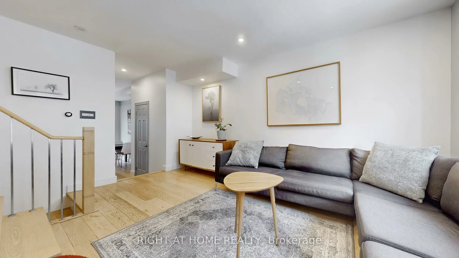 6, Grogan, Dovercourt-Wallace Emerson-Junction, Toronto