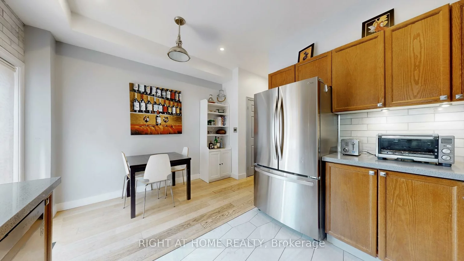 6, Grogan, Dovercourt-Wallace Emerson-Junction, Toronto
