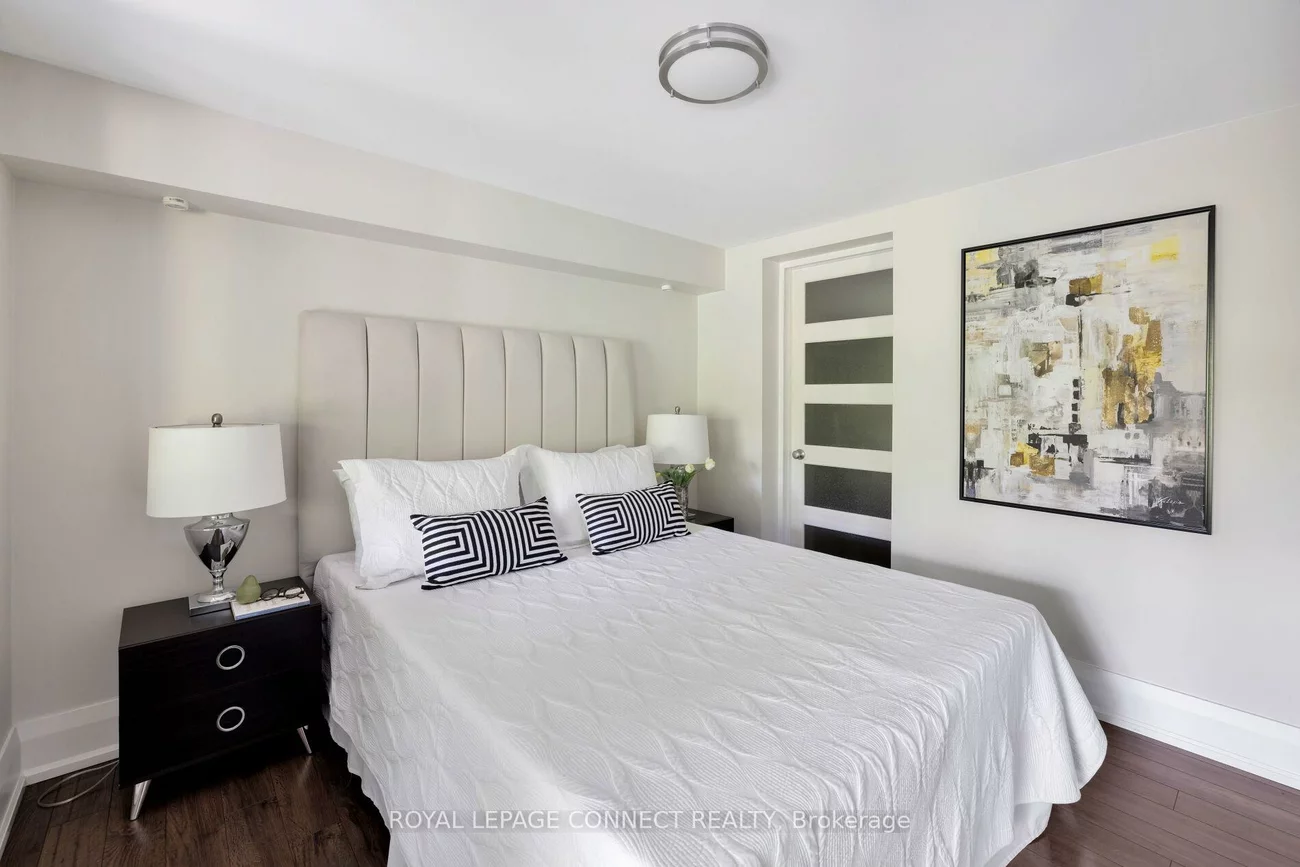 49, Evelyn, High Park North, Toronto