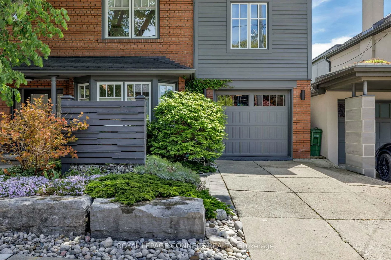 49, Evelyn, High Park North, Toronto