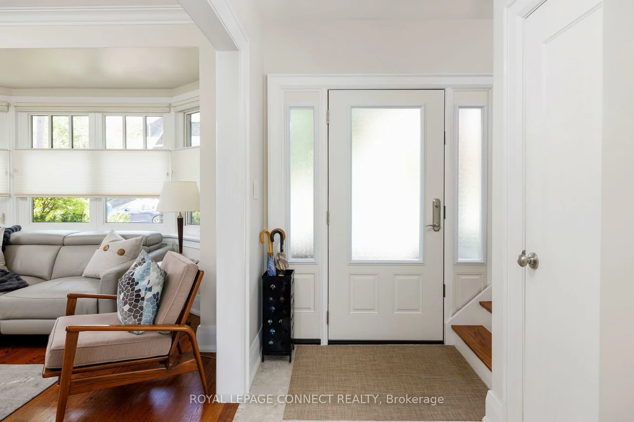 49, Evelyn, High Park North, Toronto
