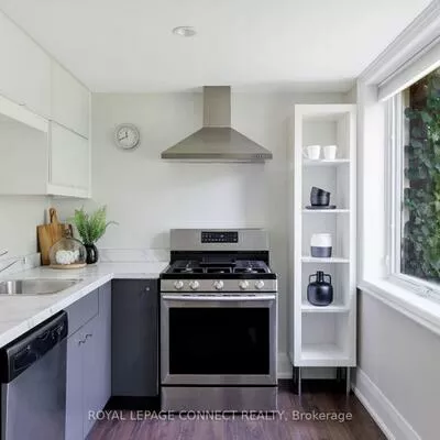 49, Evelyn, High Park North, Toronto