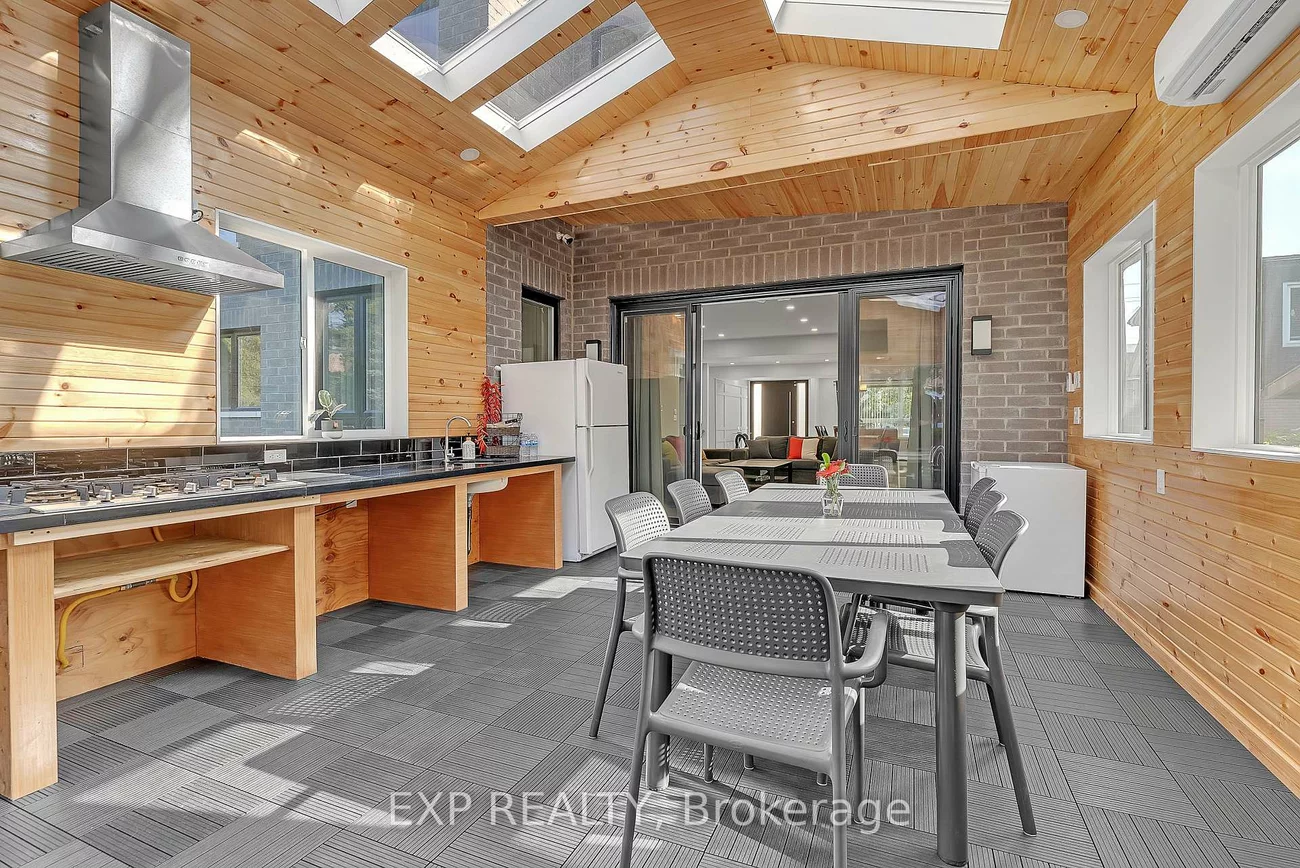 393, Burnhamthorpe, Islington-City Centre West, Toronto